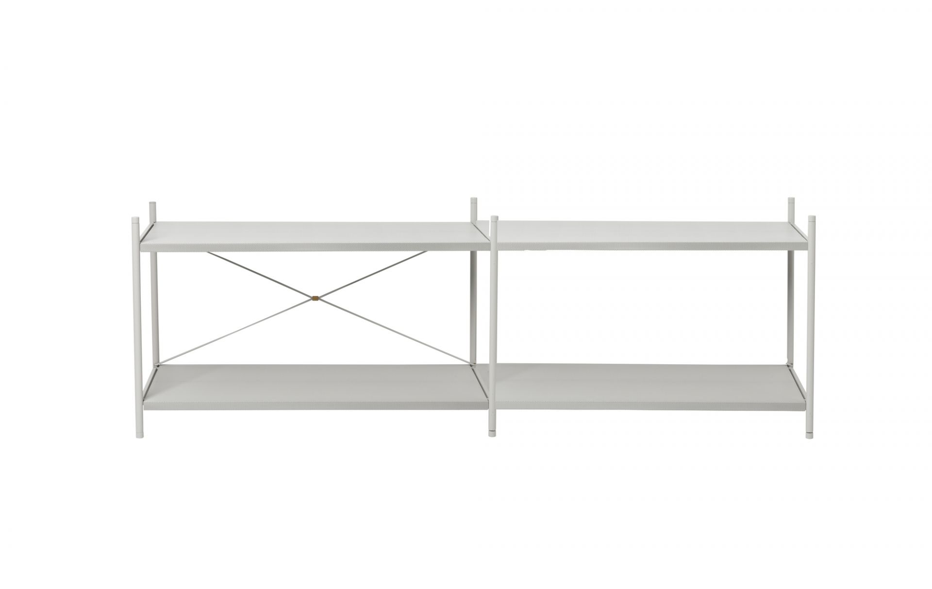 Helles, modernes 2x2 Regal von Ferm Living. Das Punctual Shelving System bietet Stauraum und Ablagefläche.